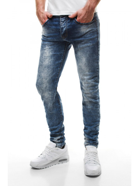 Джинсы зауженные