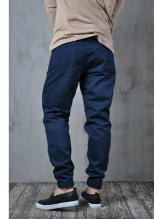 Зауженные брюки на липучке