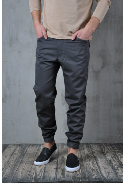 Зауженные брюки на липучке