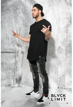 Футболка удлиненная черная