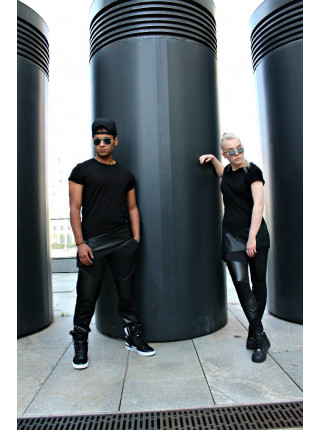 Футболка черначя с кожанным низом