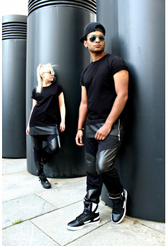 Футболка черначя с кожанным низом