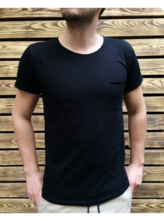 Футболка с карманом черная DC2348