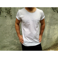 Футболка c карманом белая