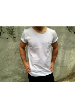 Футболка c карманом белая